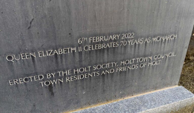 Queen Elizabeth II Commemorative Slates