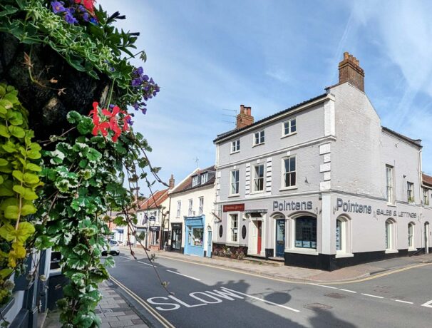 High Street, Holt